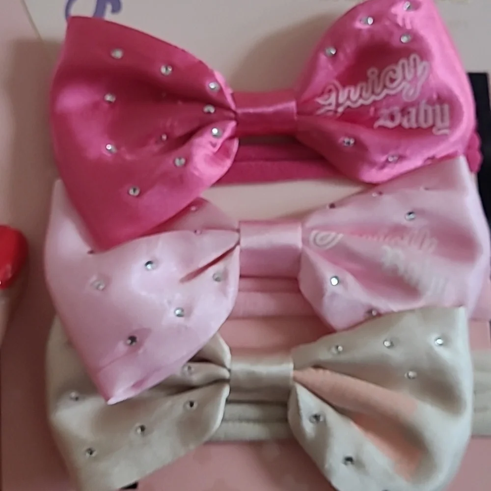Juicy Couture Pink and Cream Headwrap Set
